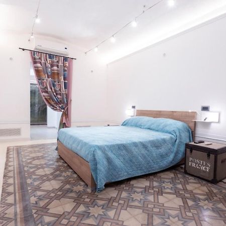 Suite Umbertino 39 Бари Экстерьер фото